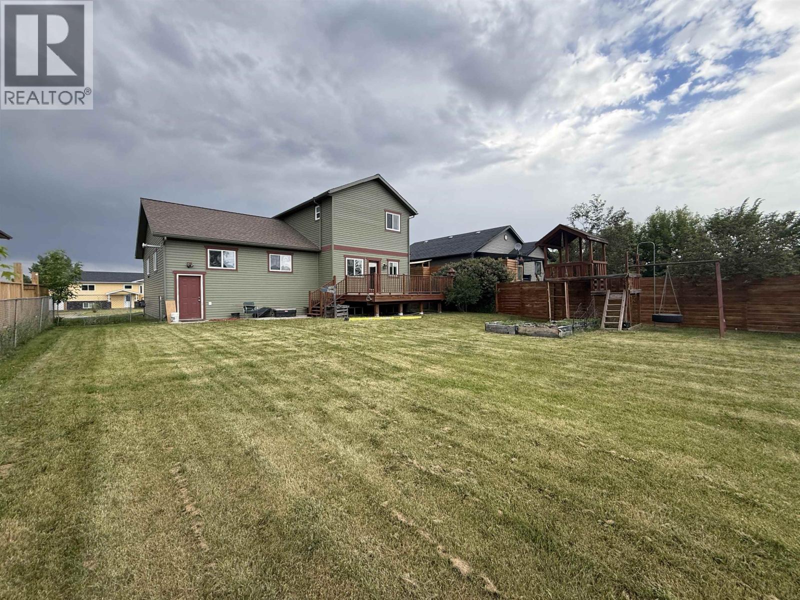 10201 S 97 STREET, Fort St. John