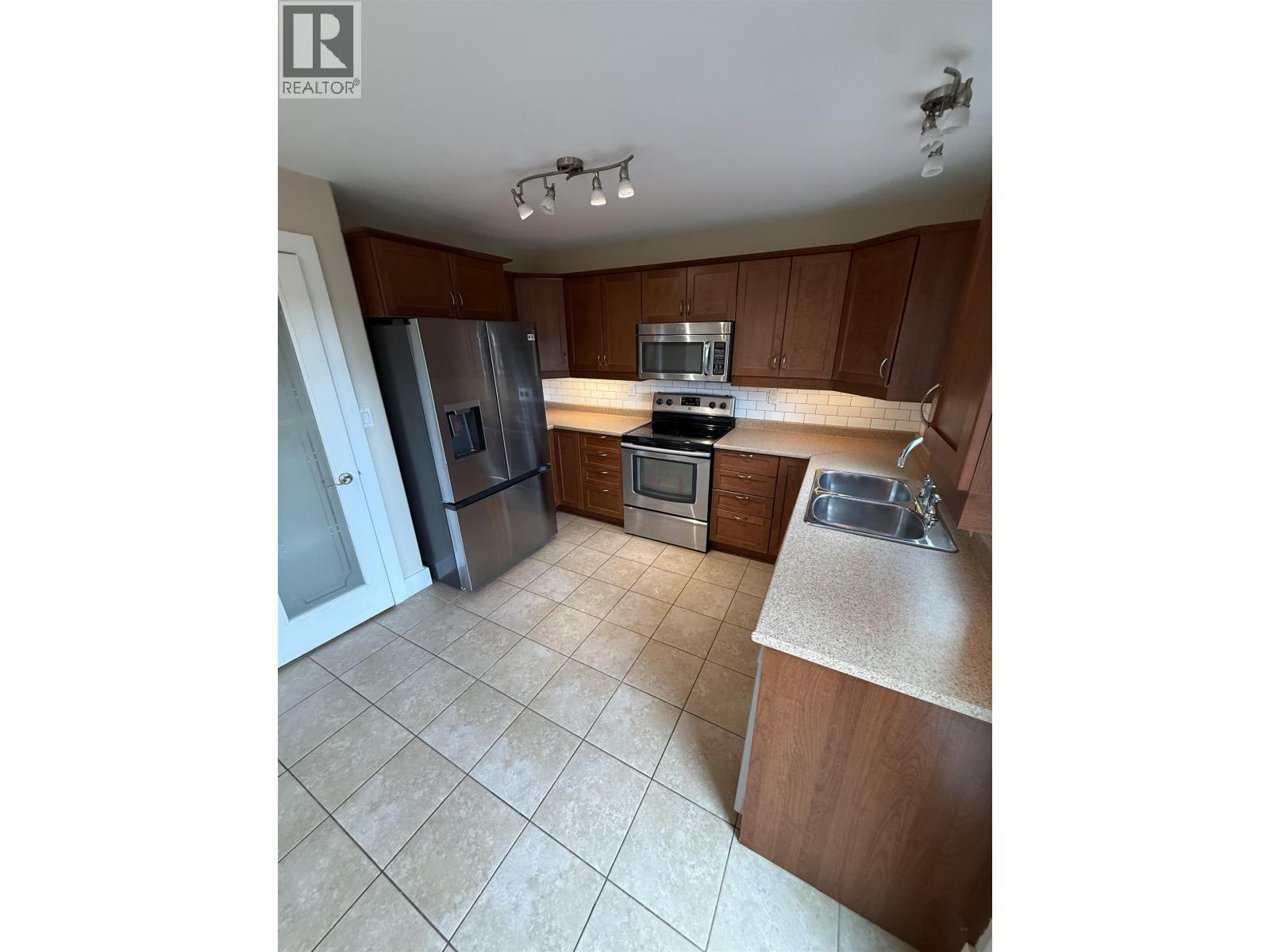 10201 S 97 STREET, Fort St. John