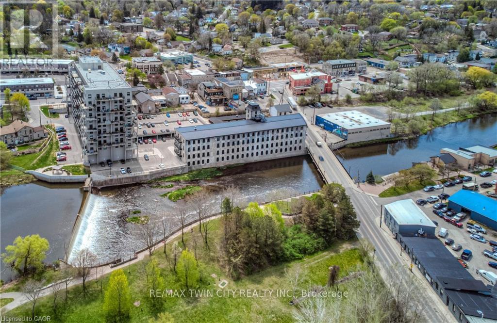 #201 19 GUELPH AVENUE - 46