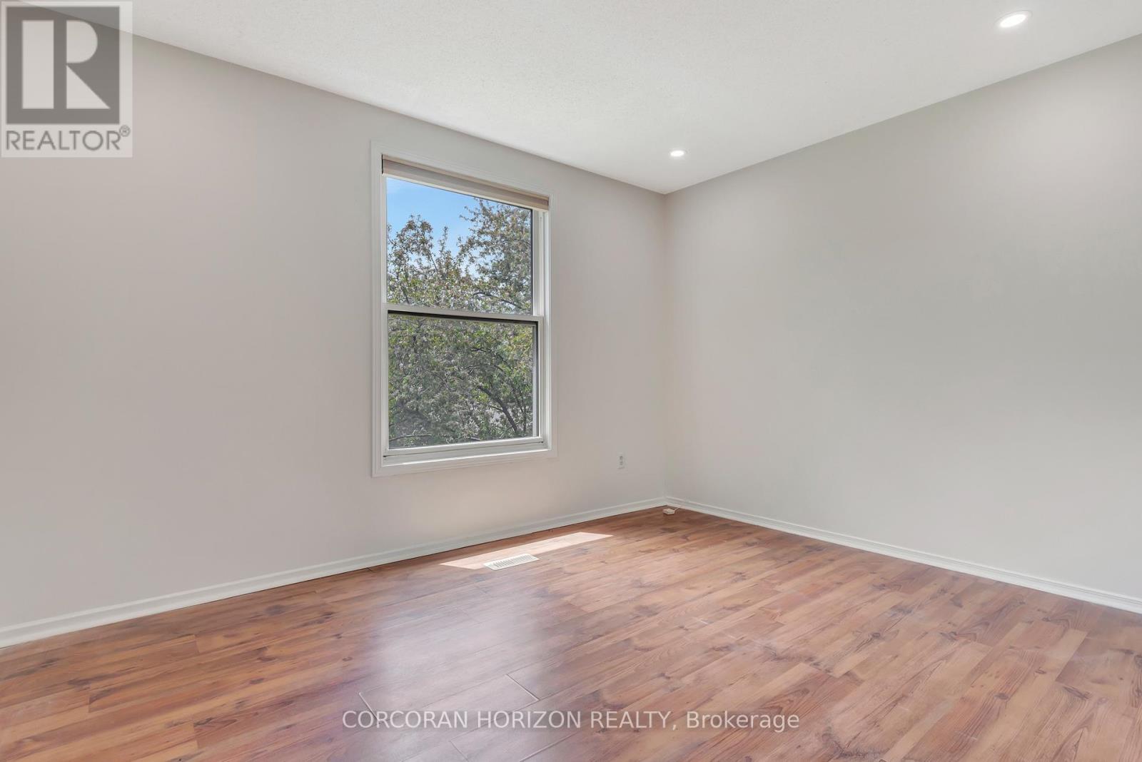 175 JANEFIELD AVENUE - 24