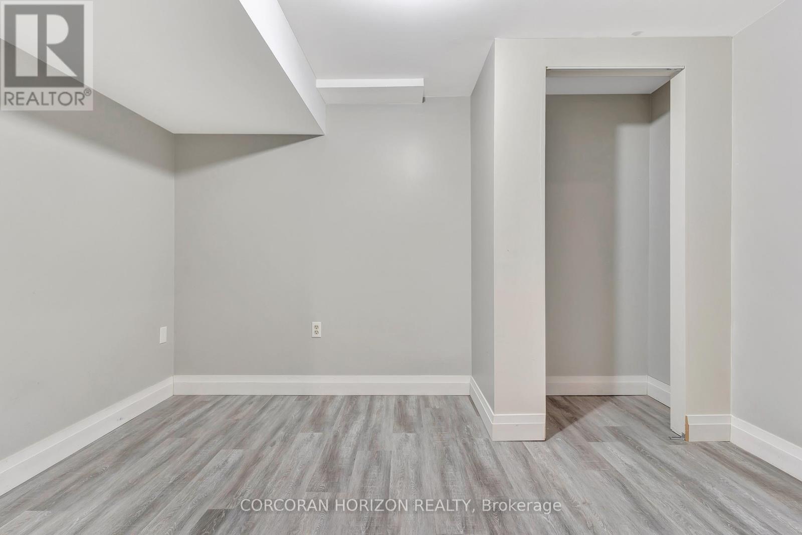 175 JANEFIELD AVENUE - 29