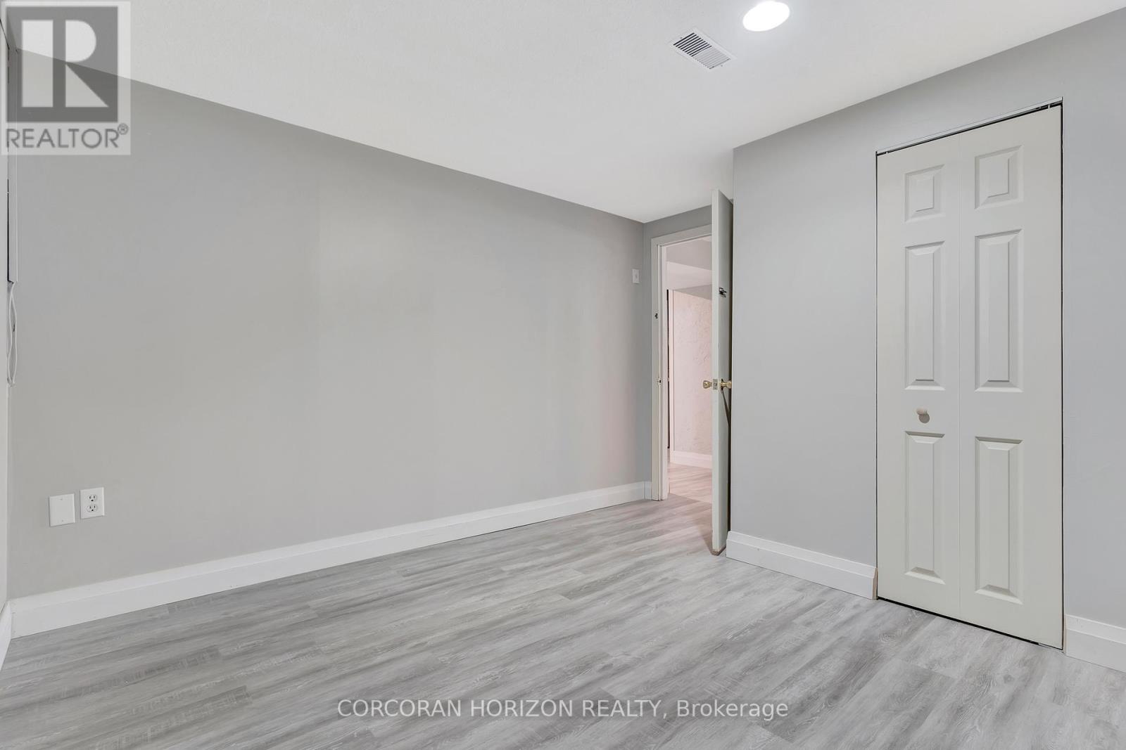 175 JANEFIELD AVENUE - 31