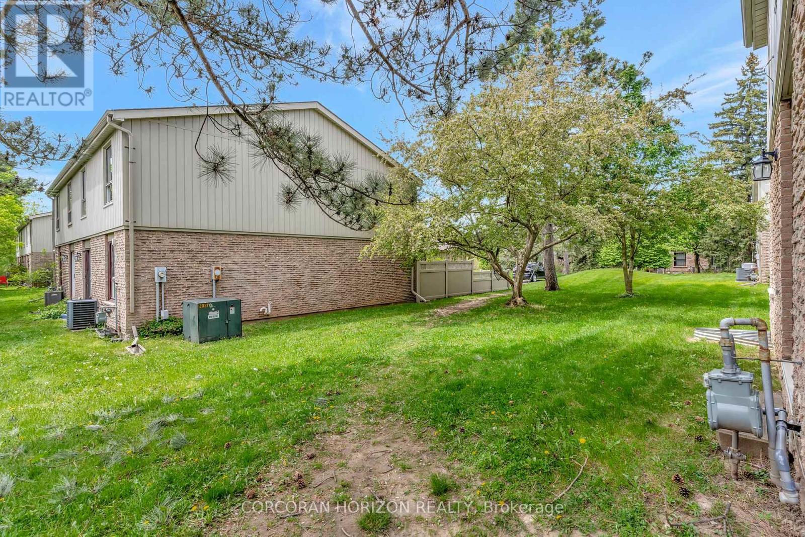 175 JANEFIELD AVENUE - 35