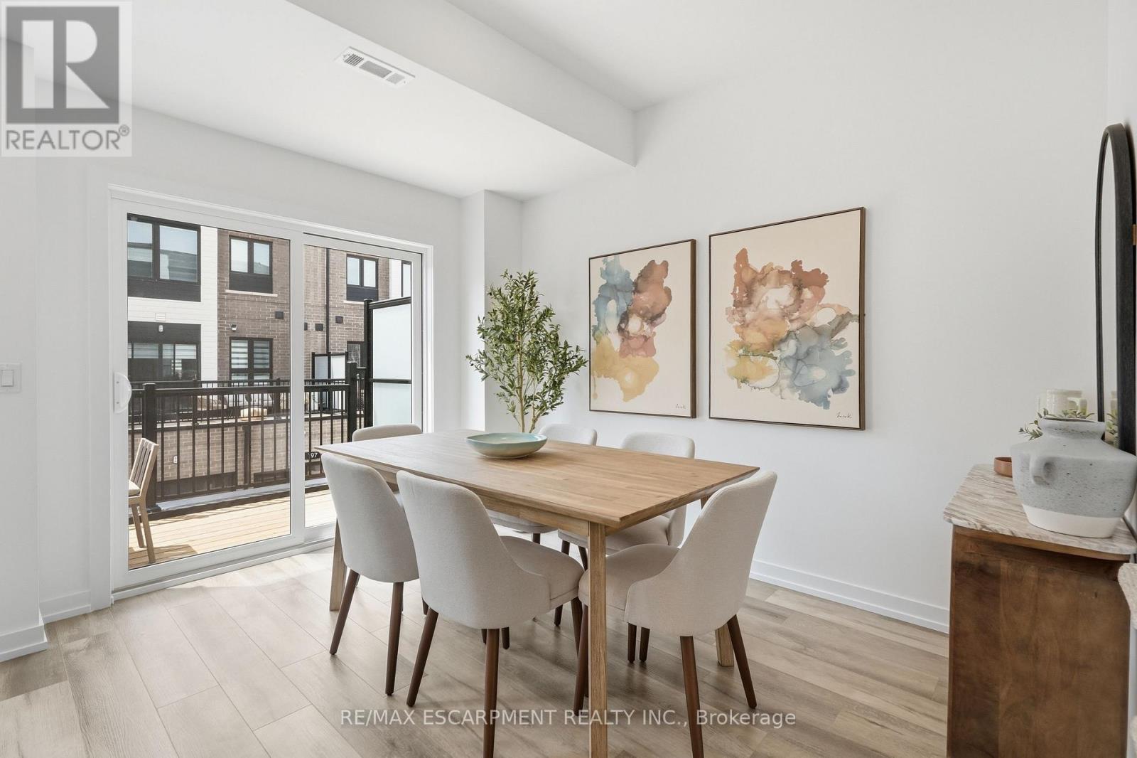 173 BURKE STREET - 18