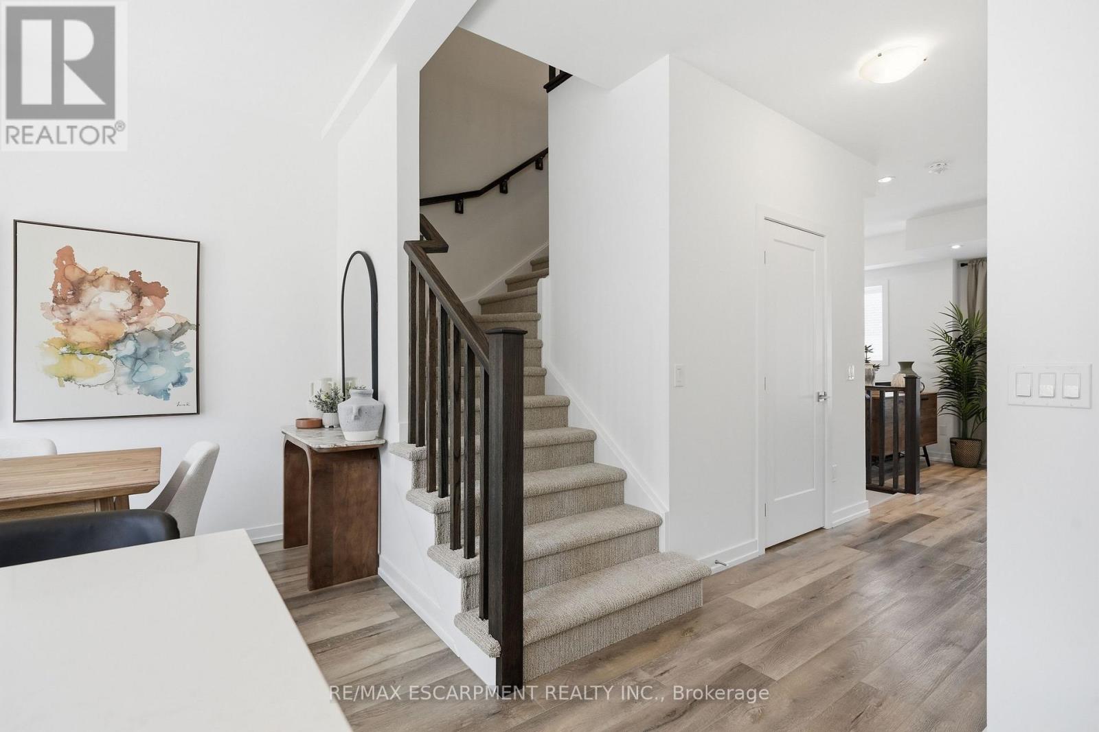 173 BURKE STREET - 20