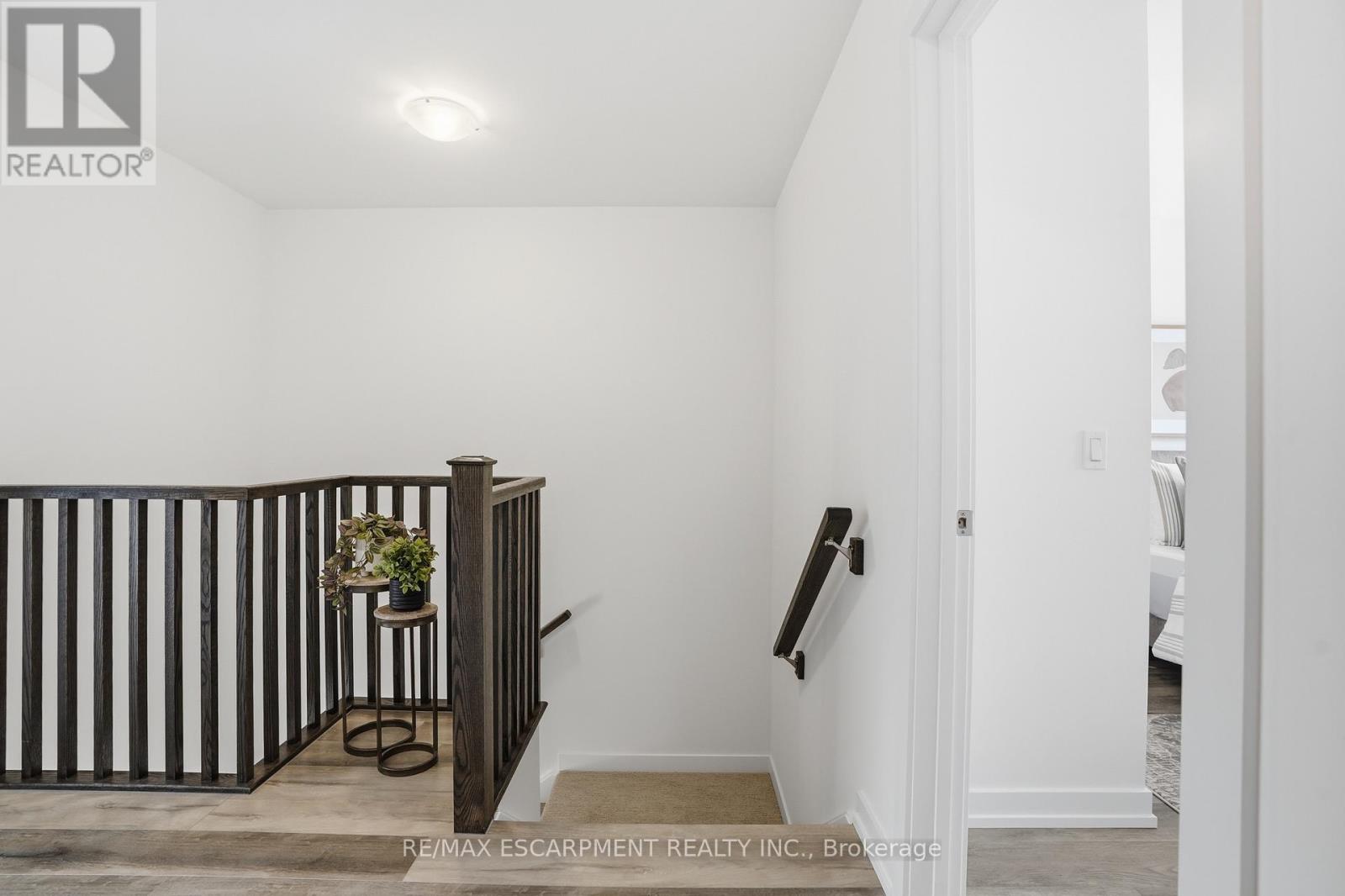 173 BURKE STREET - 21