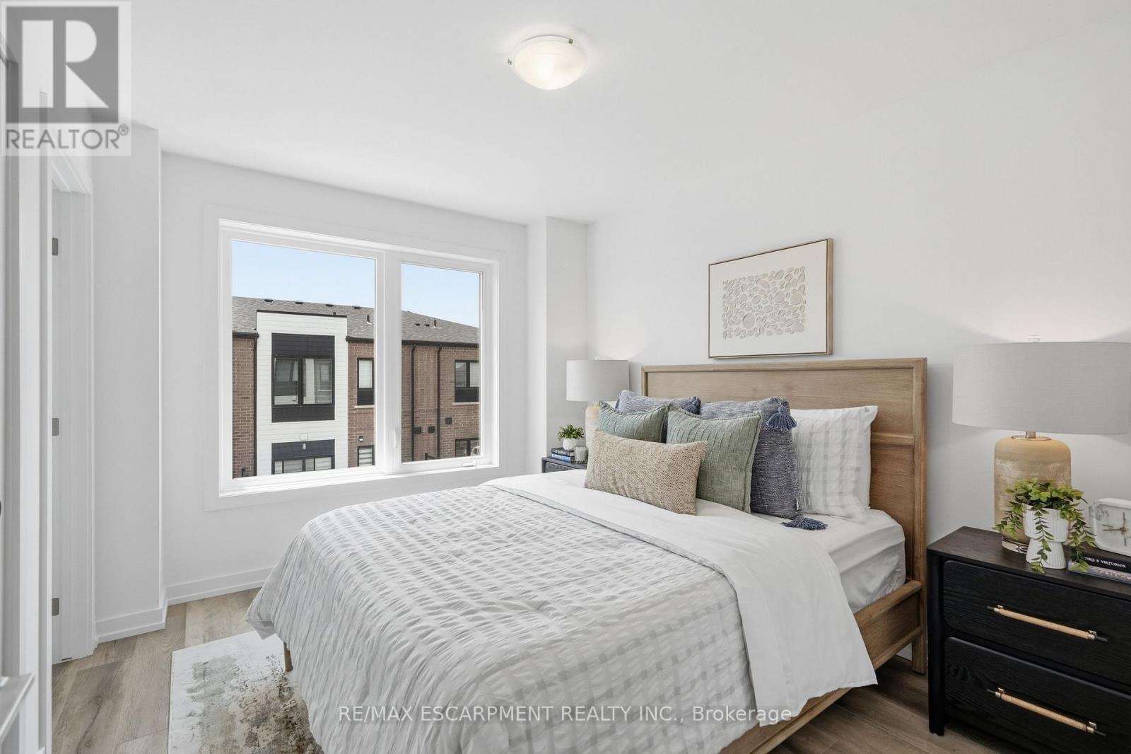 173 BURKE STREET - 23