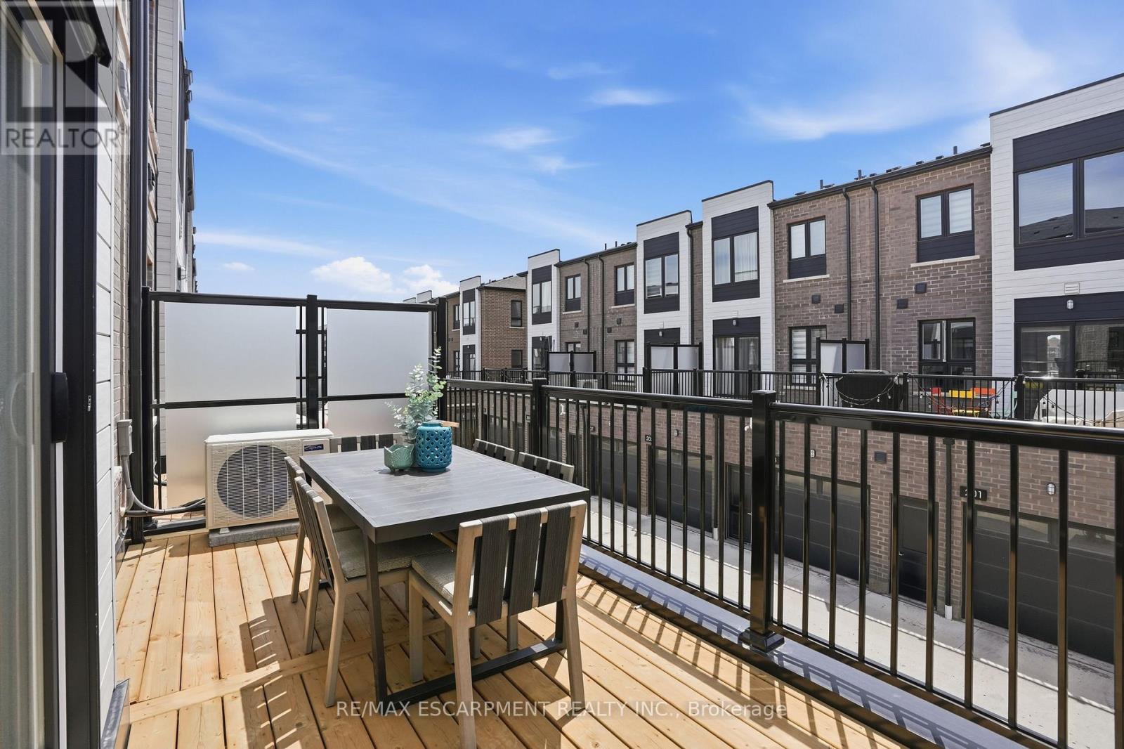 173 BURKE STREET - 42