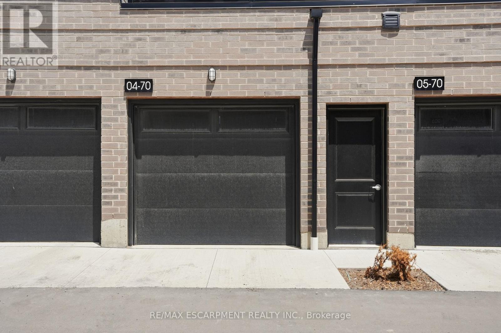 173 BURKE STREET - 47