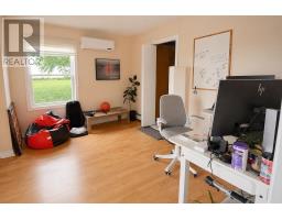 Bath (# pieces 1-6) - 458 Bunbury Rd - Rte 21, Stratford, PE C1B3M5 Photo 9