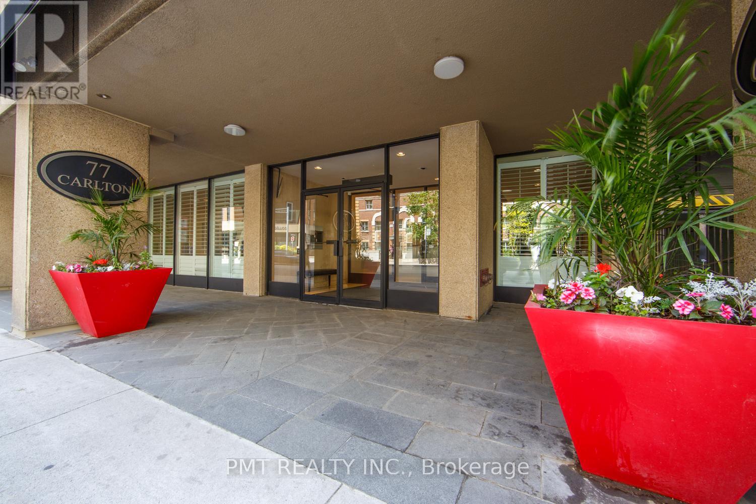 #202 77 CARLTON STREET - 30