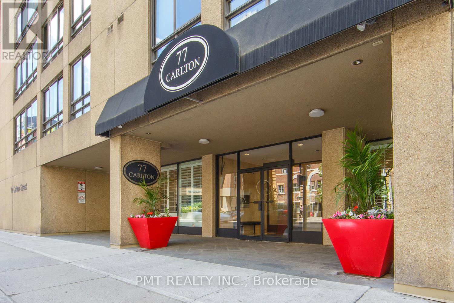 #202 77 CARLTON STREET - 31