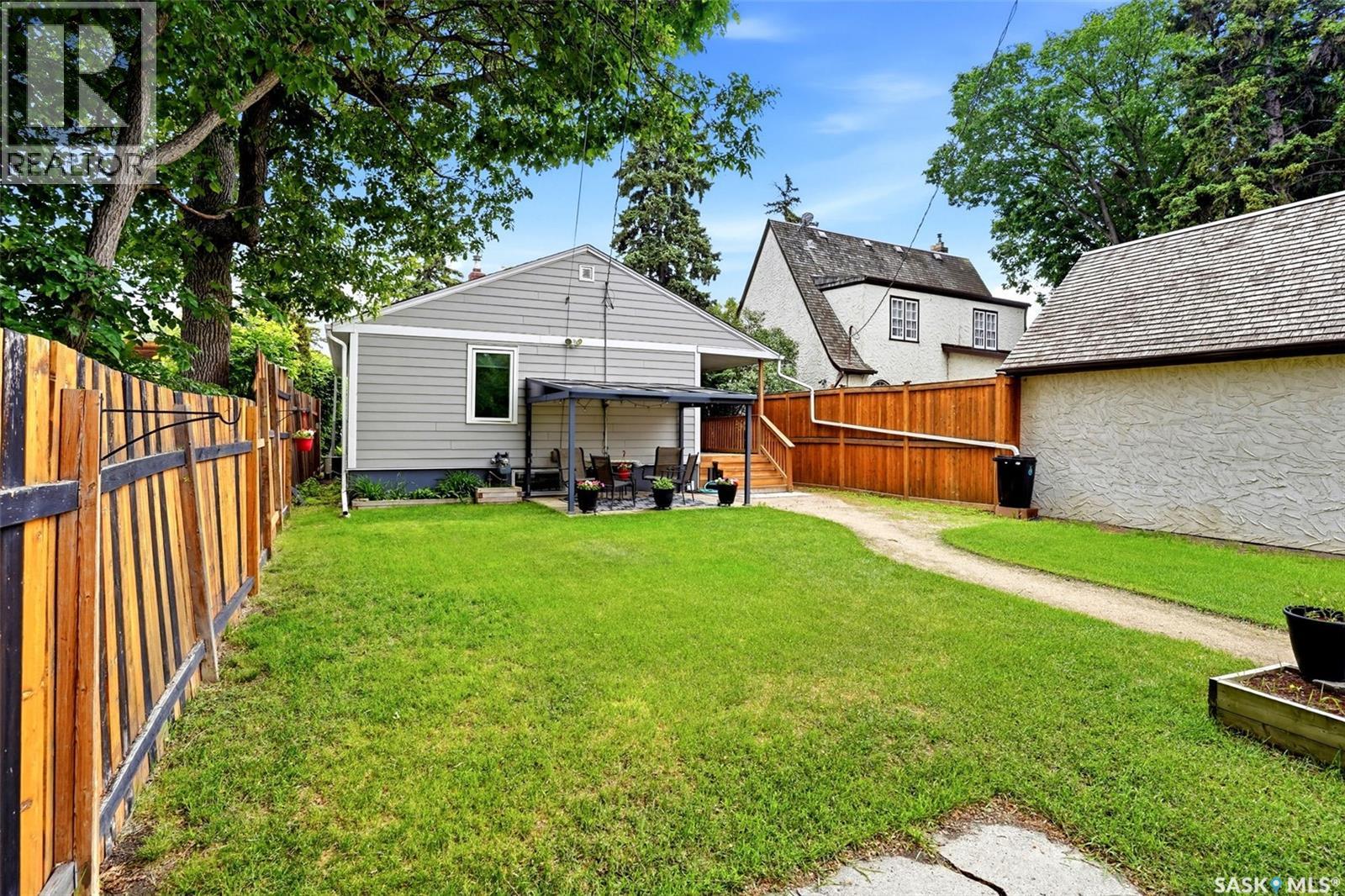 3140 Retallack STREET — photo 36