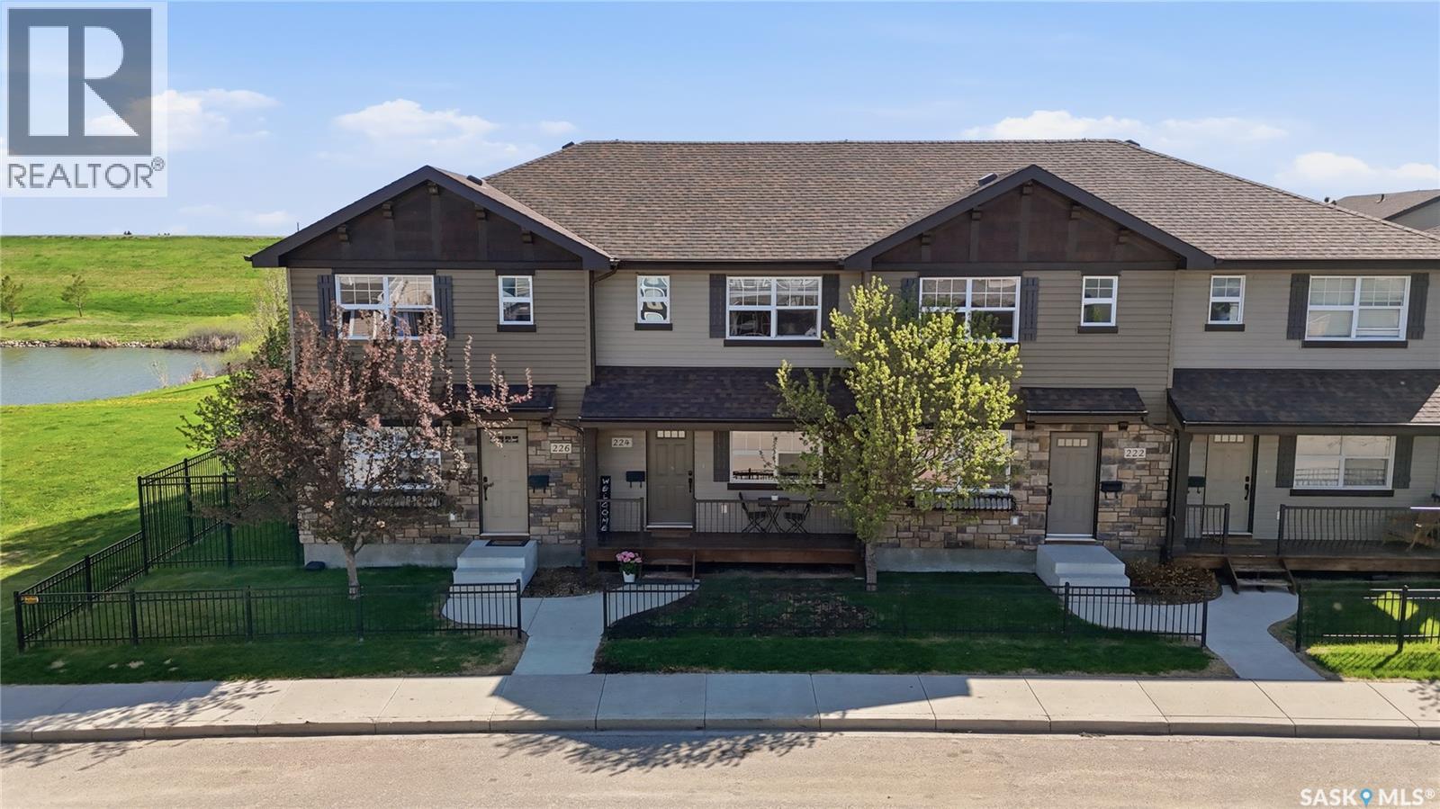 224 Langlois WAY — photo 30