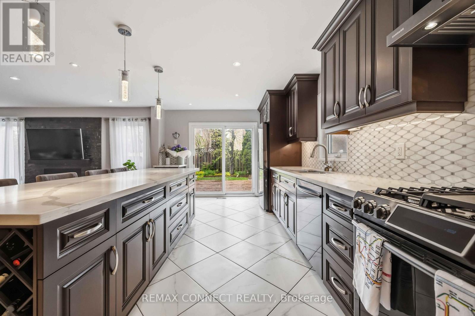 1706 WOODSIDE LANE - 12
