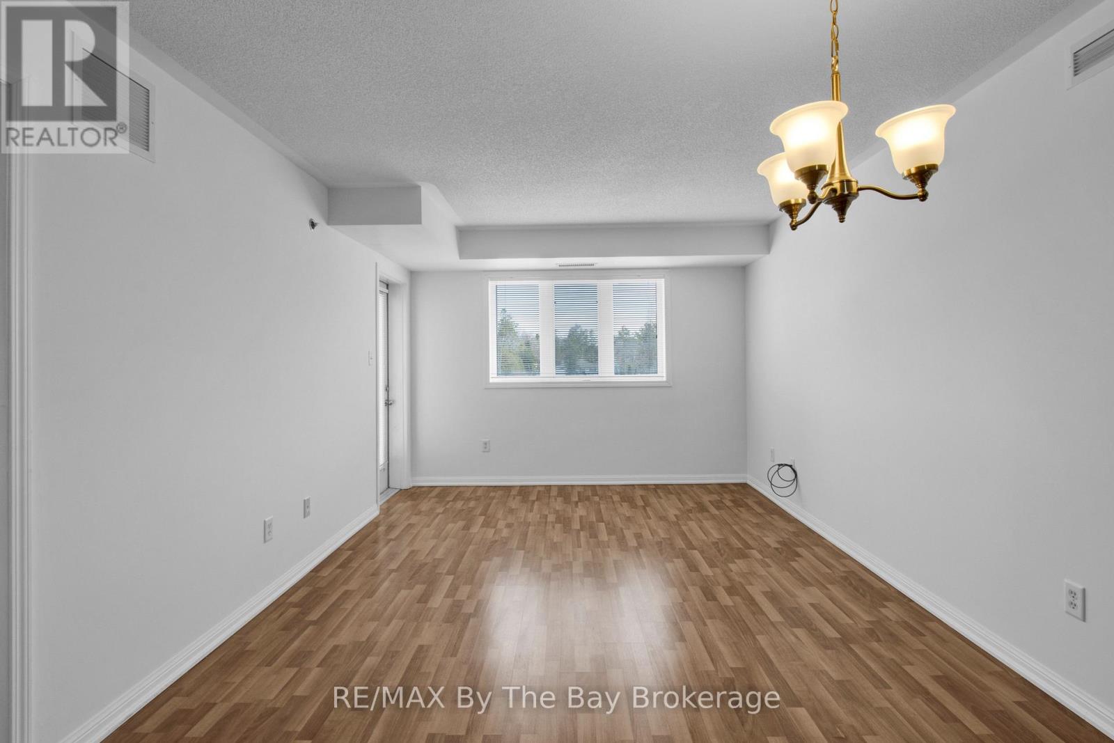 #311 16 WESTBURY ROAD - 7