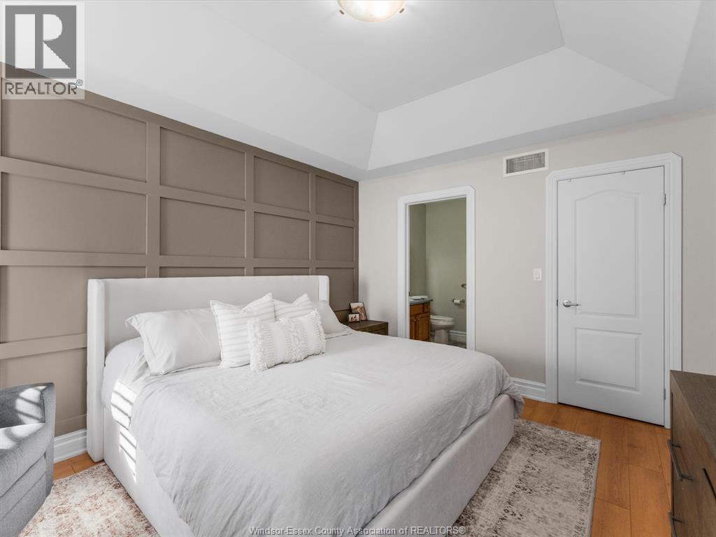 139 Woodycrest AVENUE - 10