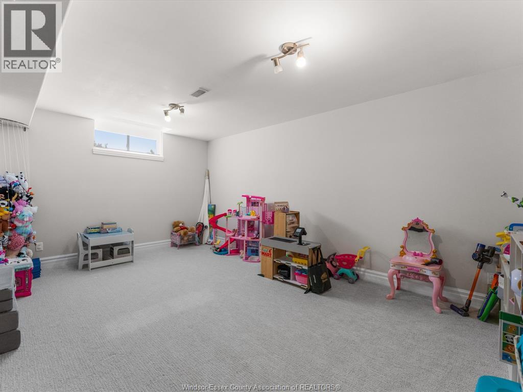 139 Woodycrest AVENUE - 19