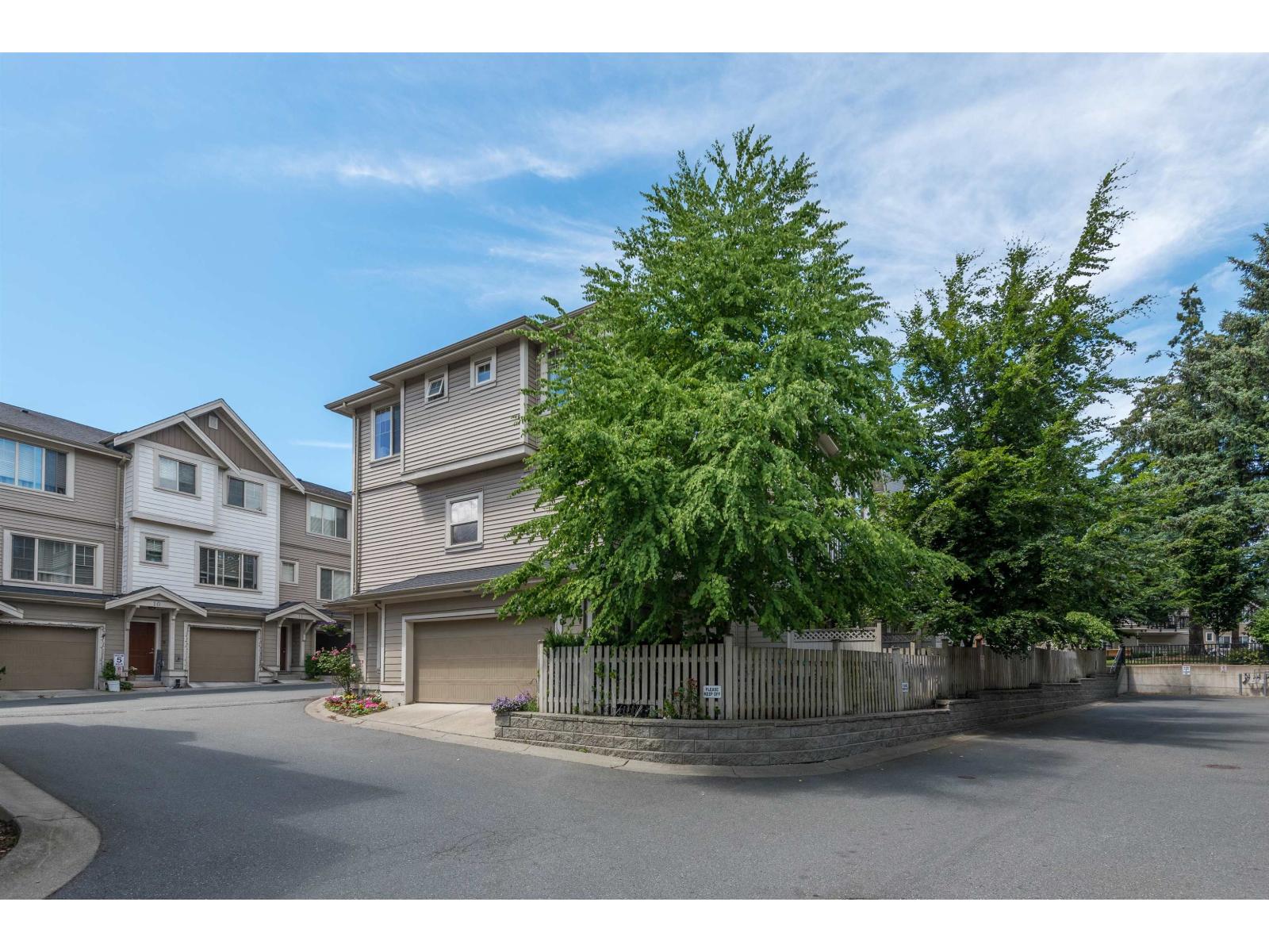 13 19097 64 AVENUE, Surrey