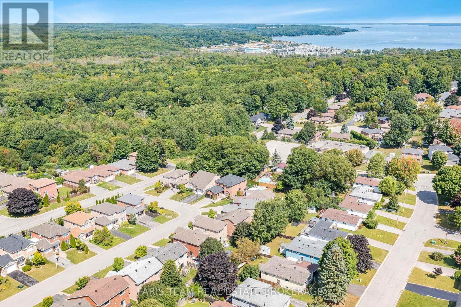 993 WHITNEY CRESCENT - 26