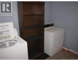 210-212 Pleasant Street, photo 15