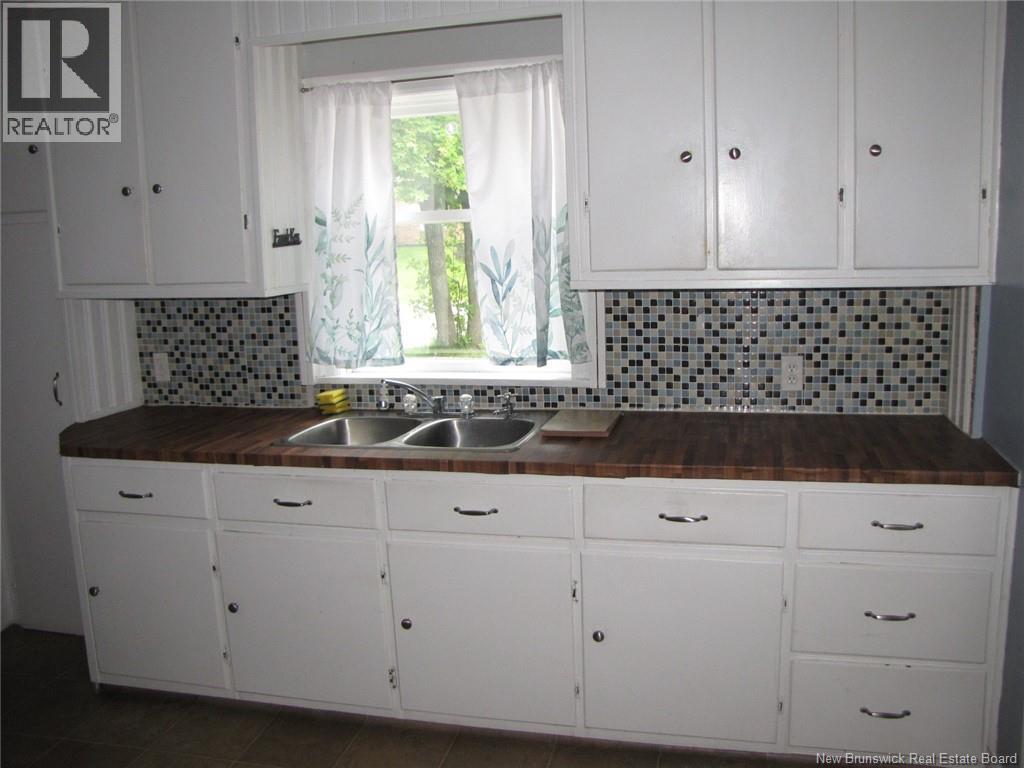 210-212 Pleasant Street - 14