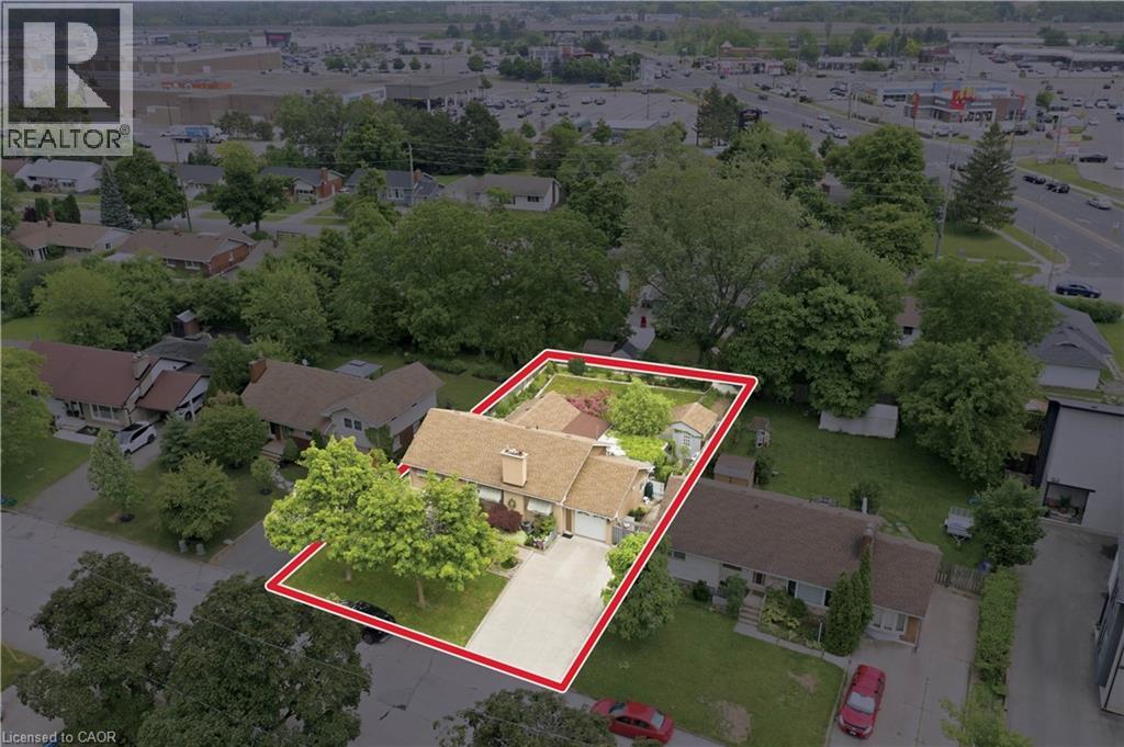 147 VILLAGE Road - 36