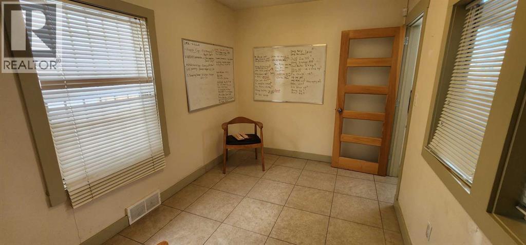 601 Marsh Road NE — photo 12