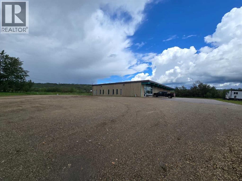 9020 90 Street, Peace River — photo 3