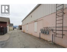 1672 Second Avenue, Trail, BC V1R1M5 Photo 20