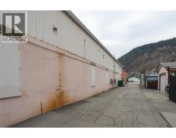 1672 Second Avenue, Trail, BC V1R1M5 Photo 19