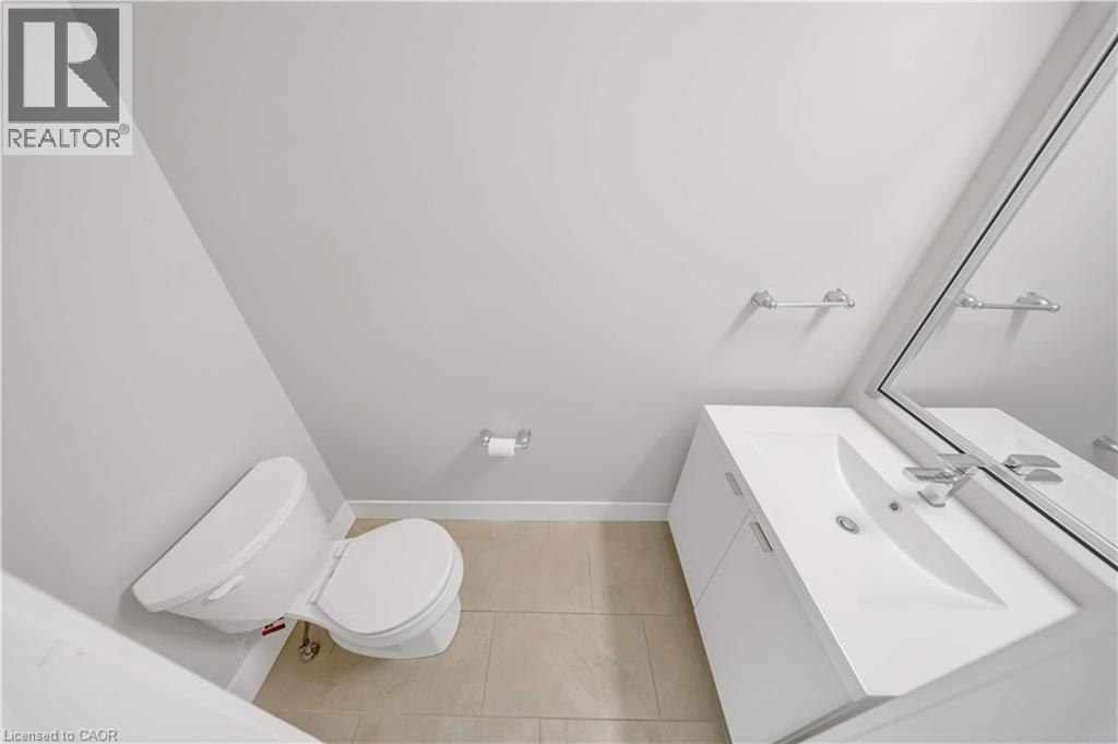 #3 745 CHELTON Road - 22