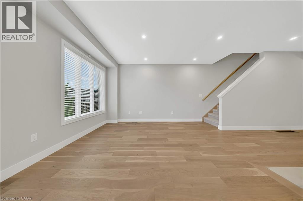 #3 745 CHELTON Road - 12
