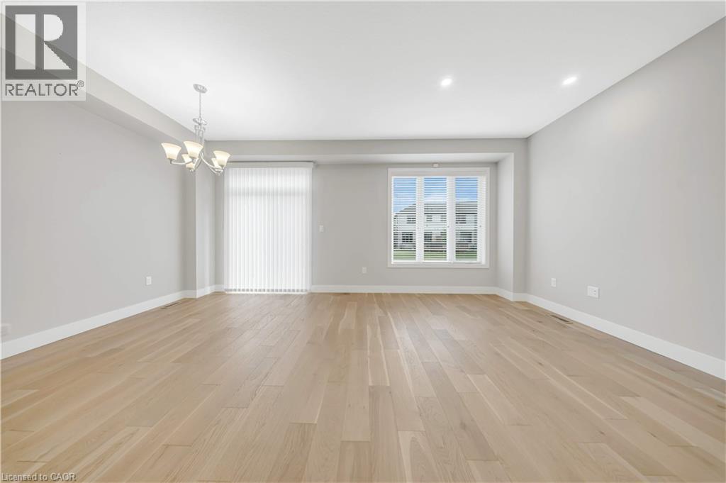 #3 745 CHELTON Road - 10
