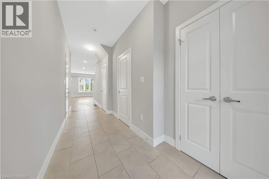 #3 745 CHELTON Road - 8