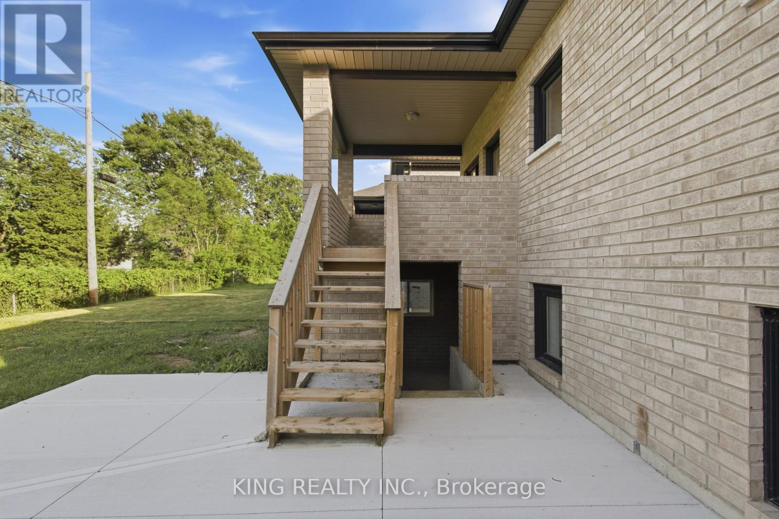 1224 TOURANGEAU ROAD - 31