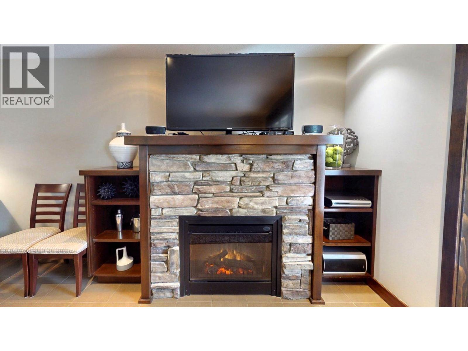 #715 E 700 BIGHORN Boulevard - 6