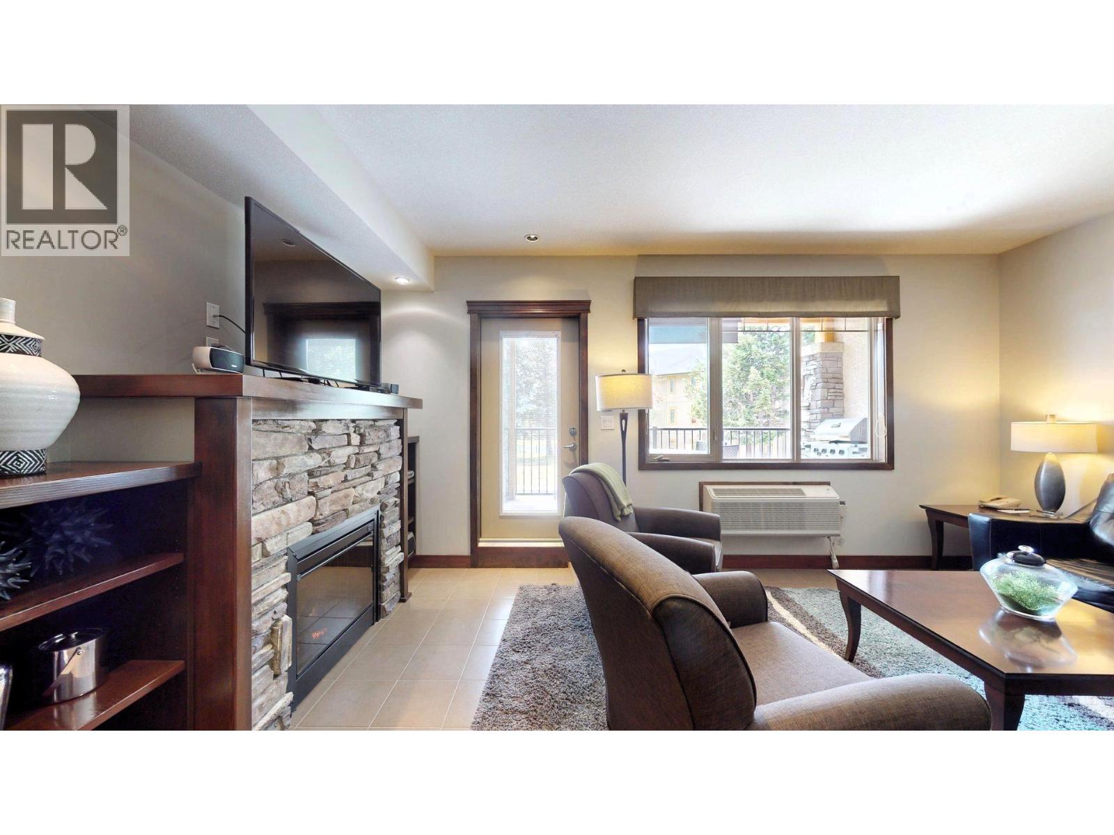#715 E 700 BIGHORN Boulevard - 9