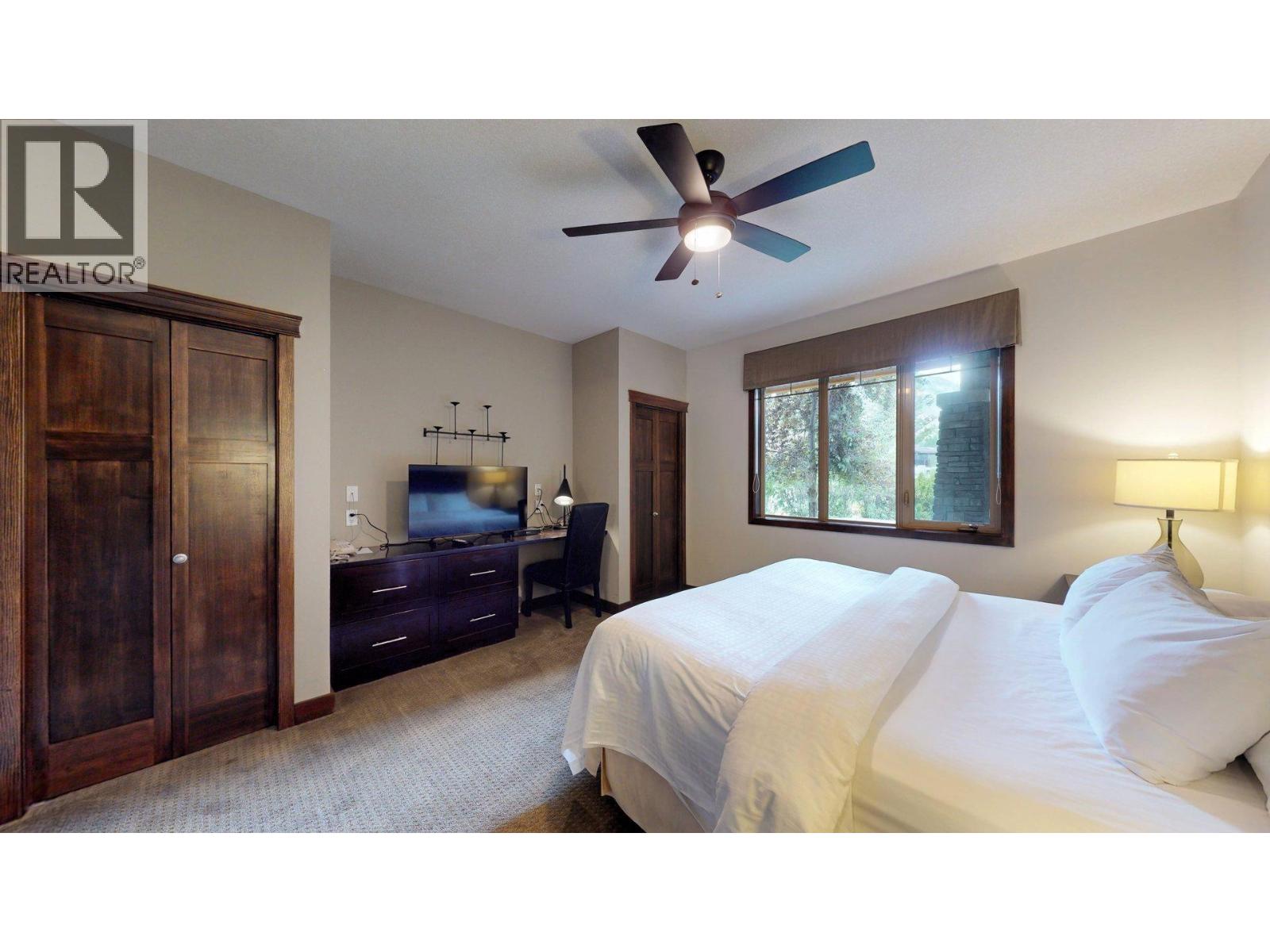 #715 E 700 BIGHORN Boulevard - 25