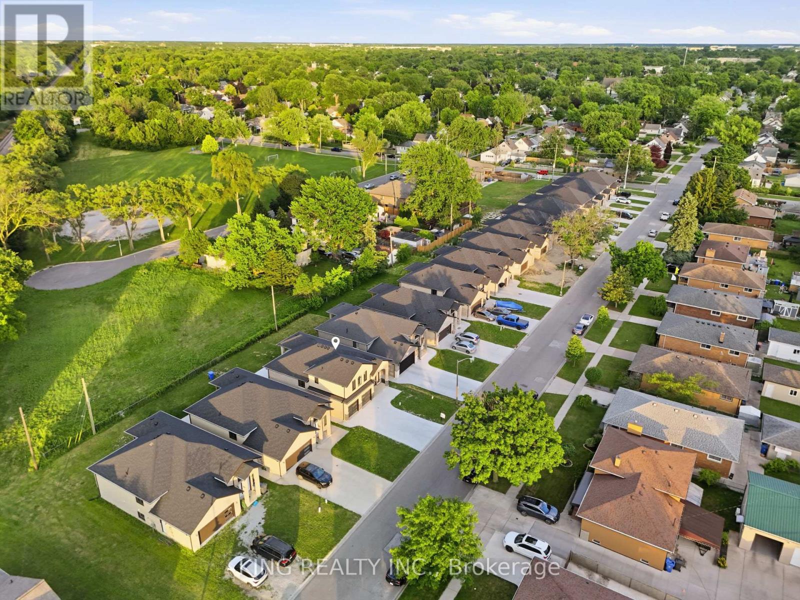 1224 TOURANGEAU ROAD - 4