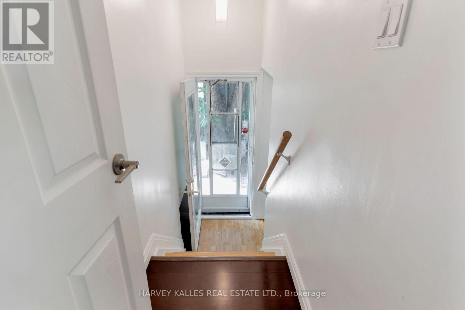 49 LEARMONT DRIVE - 28