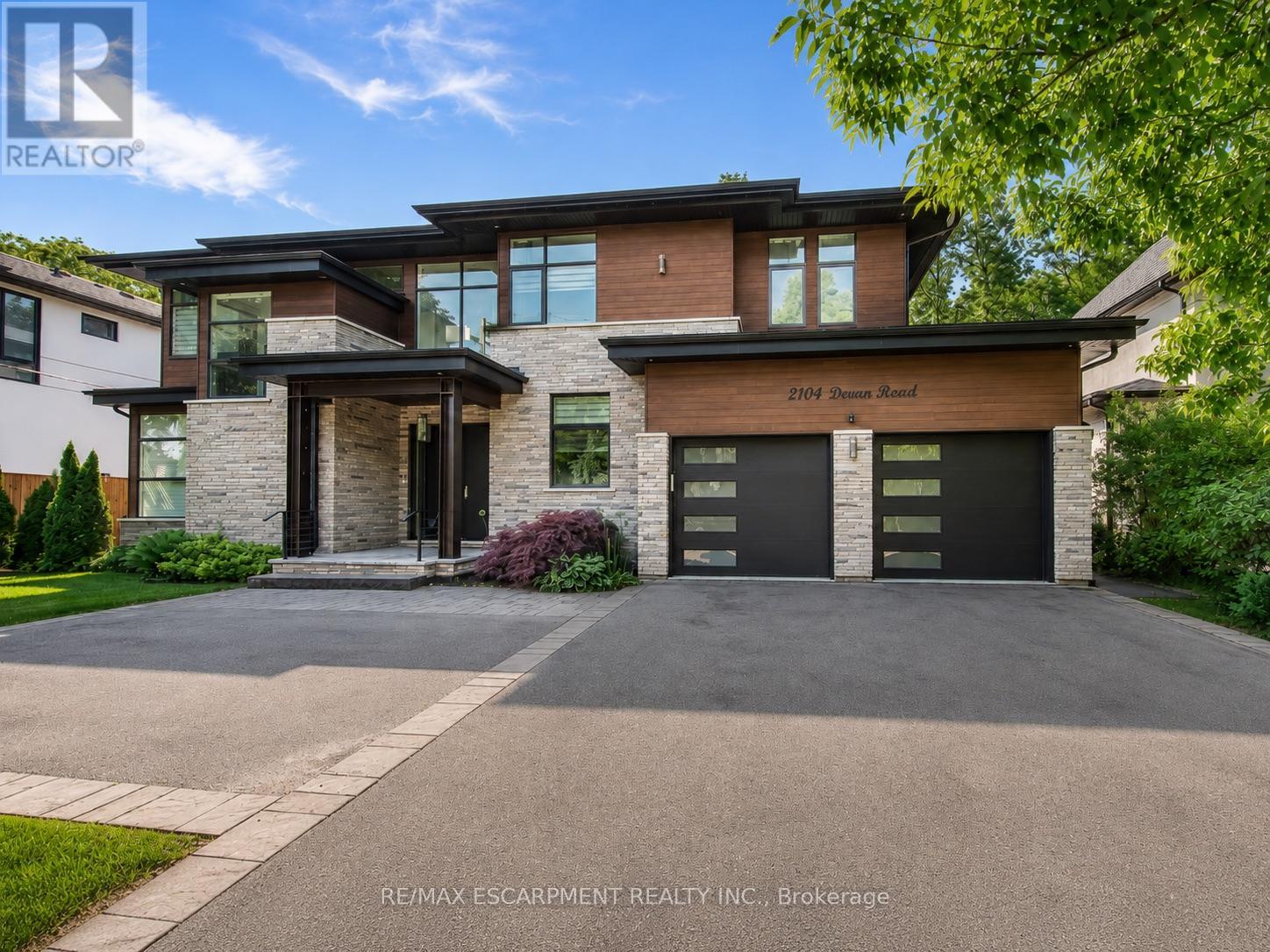 2104 DEVON ROAD - 2