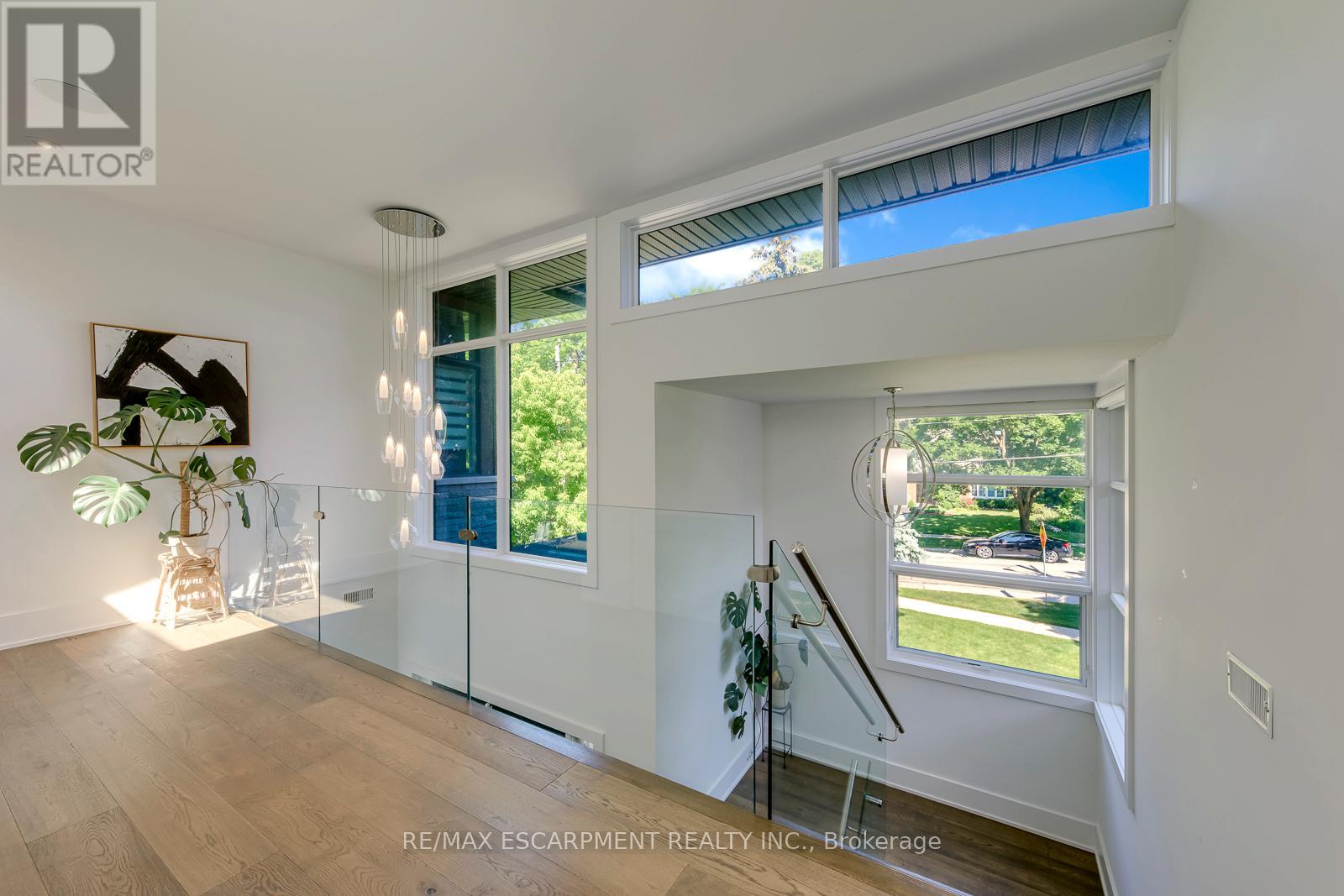 2104 DEVON ROAD - 23