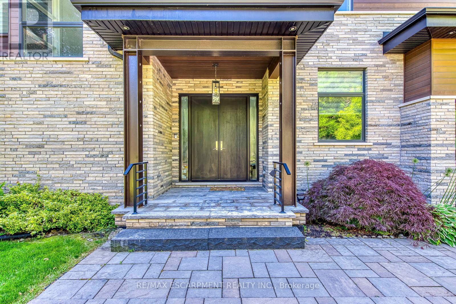 2104 DEVON ROAD - 3