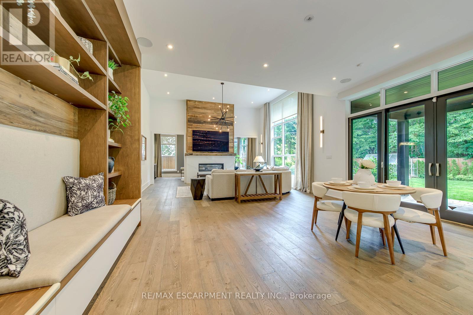 2104 DEVON ROAD - 9