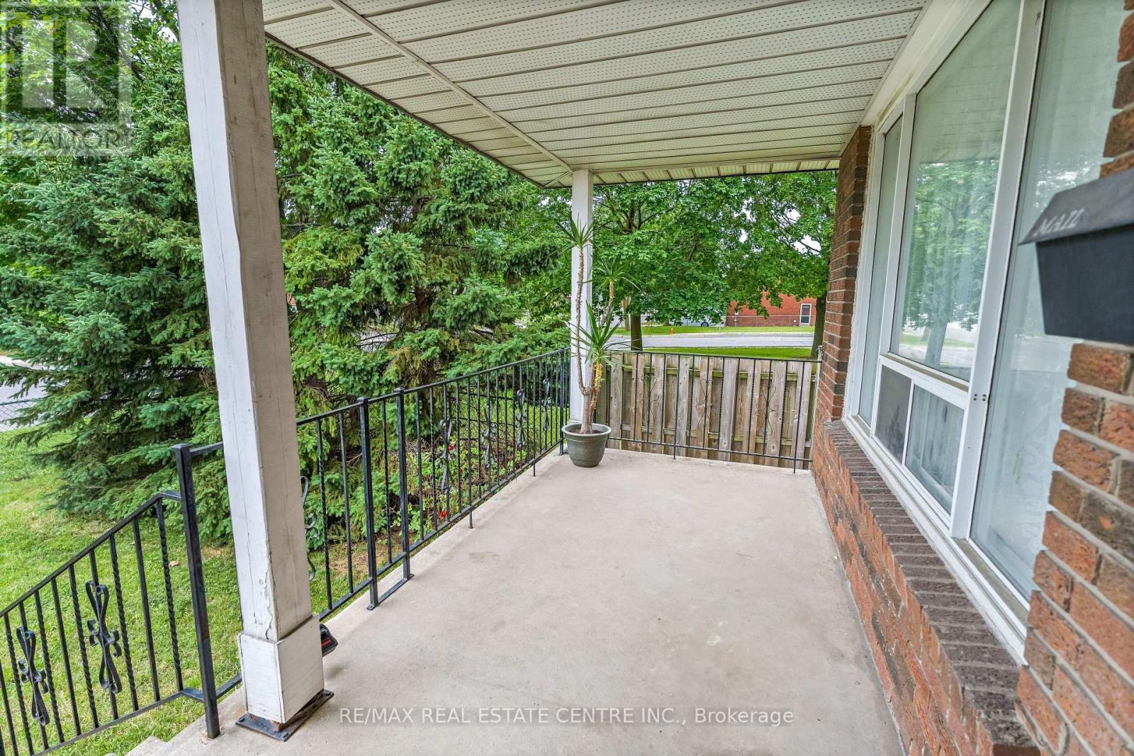 Property thumbnail 7