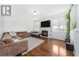 Kitchen - 4 Fossil Street, Brampton, ON L6P3G6 Photo 10