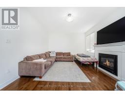 Eating area - 4 Fossil Street, Brampton, ON L6P3G6 Photo 11