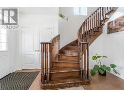 4 Fossil Street, Brampton, ON L6P3G6 Photo 22