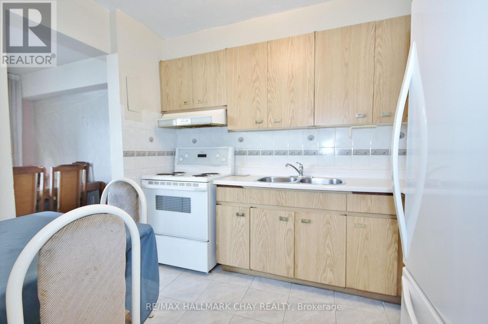#1707 1455 LAWRENCE AVENUE W - 9